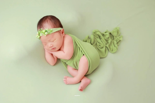 代怀包生男孩医院宝宝趴着睡是积食吗